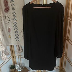 White House Black Market Pleated Sleeve Black Shift Dress – Size 8 (NWT)